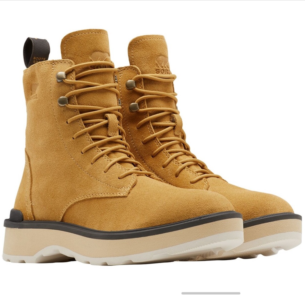 NWT Sorel Tan Lace Up Boots